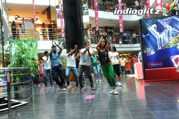 Vishnu @ Dhenikaina Ready Flash Mob @ City Center
