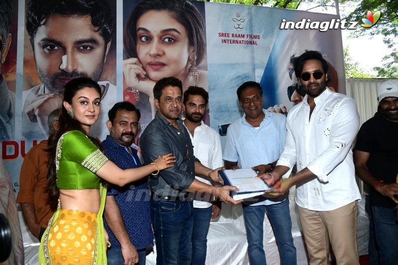Pawan Kalyan @ Vishwak Sen, Aishwarya Arjun Movie Launch