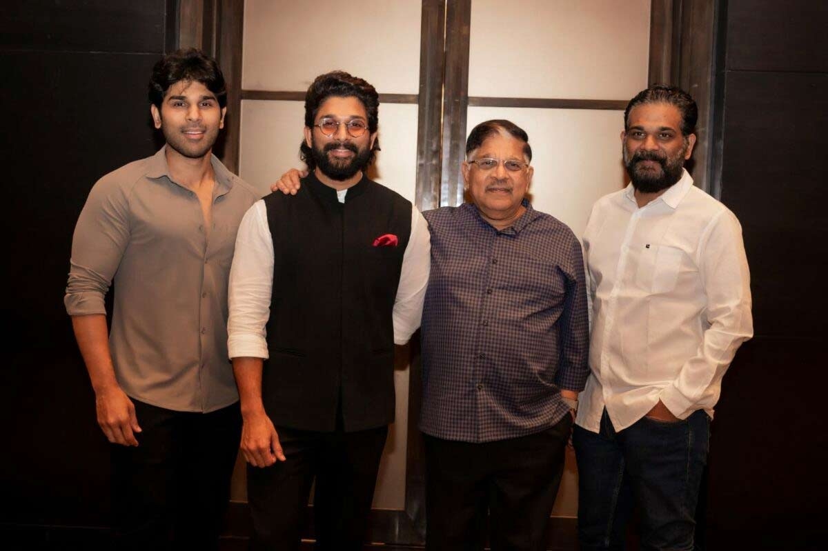 Proud Father in Laws grand party to Allu Arjun