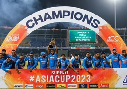 Asia Cup 2023 : శివాలెత్తిన సిరాజ్.. పేకమేడలా శ్రీలంక టాప్ ఆర్డర్, 8వసారి ఆసియా ఛాంపియన్‌గా భారత్