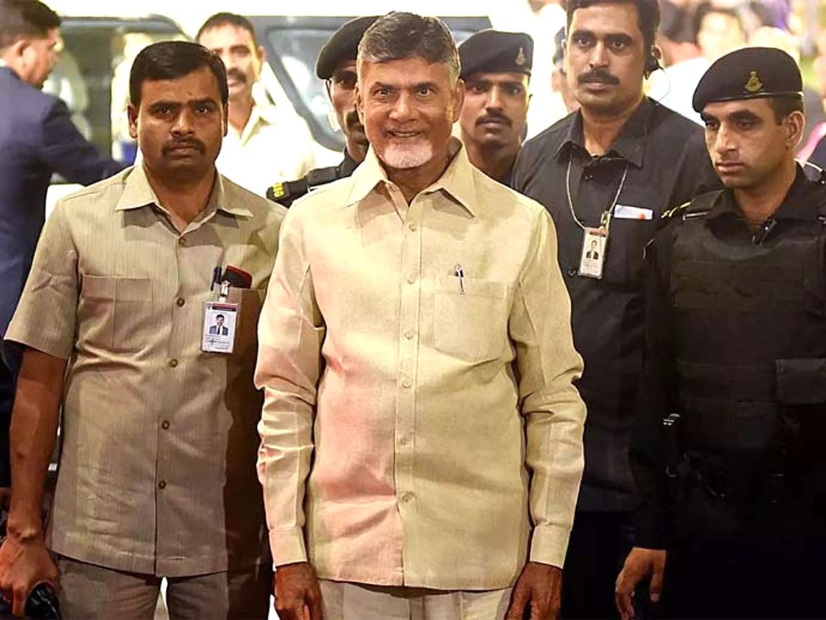 Chandrababu: బ్రేకింగ్: ఏపీ హైకోర్టులో చంద్రబాబుకు భారీ ఊరట