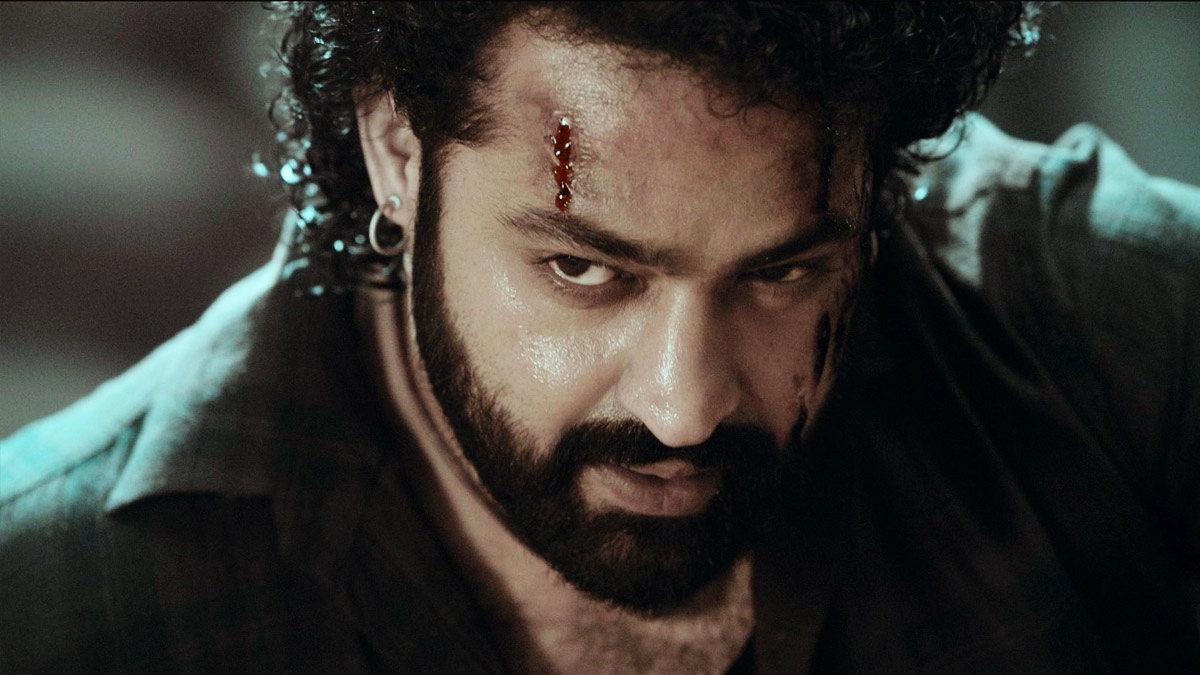 Devara Fear song: NTR goes berserk in the sea unleashing Fear