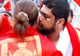 Om Raut kissing Kriti Sanon turns into controversy