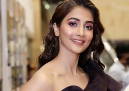 Pooja Hegde resumes her work after a mega vacation