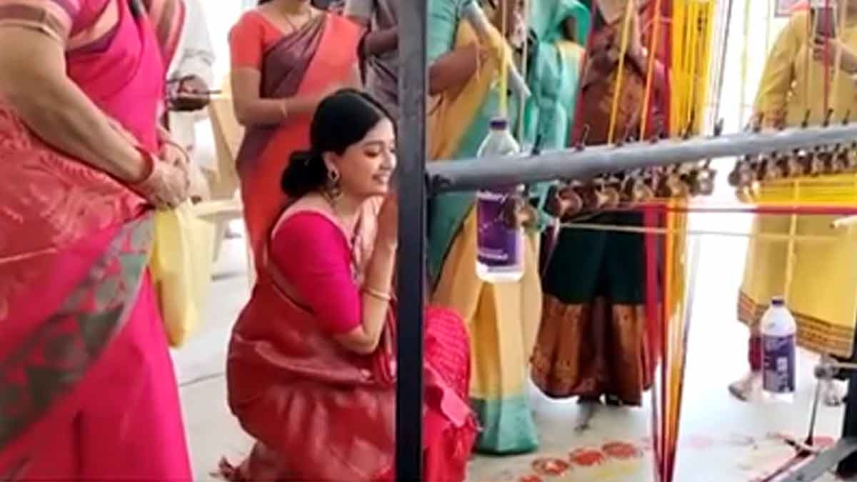 Telangana Weavers contribute to Ram Mandir: Brand Ambassador Poonam Kaur Celebrate