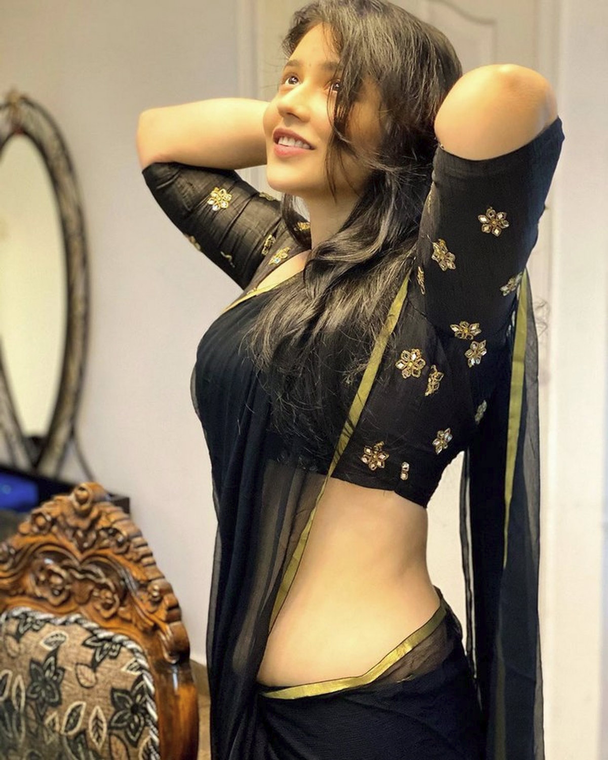 Priyanka Jawalkar looks hot in BTS still
