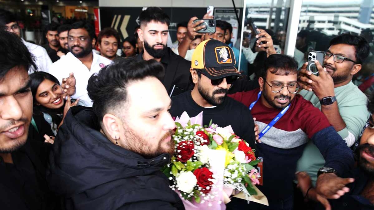 Ram Charan receives grand welcome at Melbourne Airport