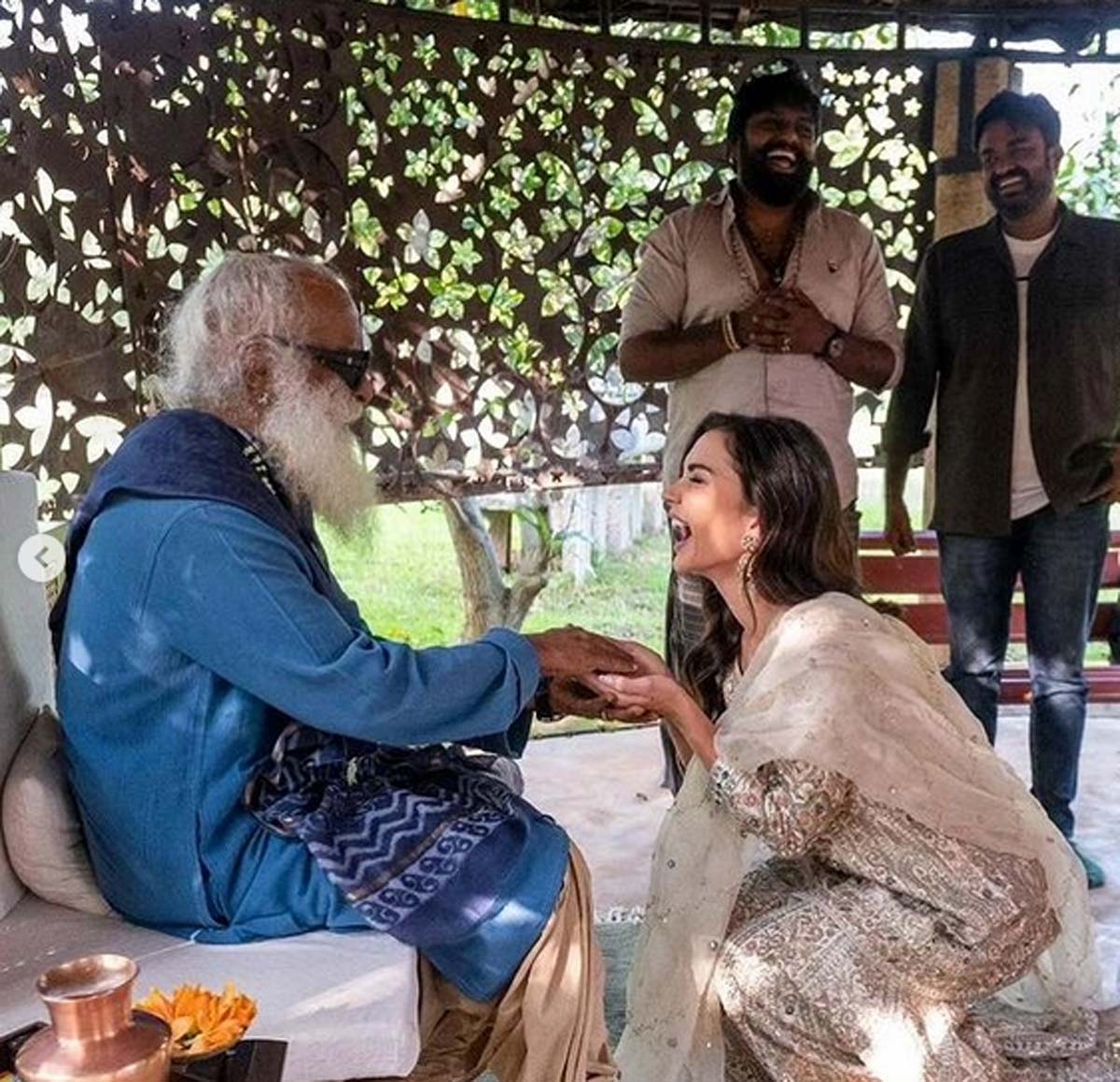 British Actress seeks blessings of Spiritual Guru Sadhguru
