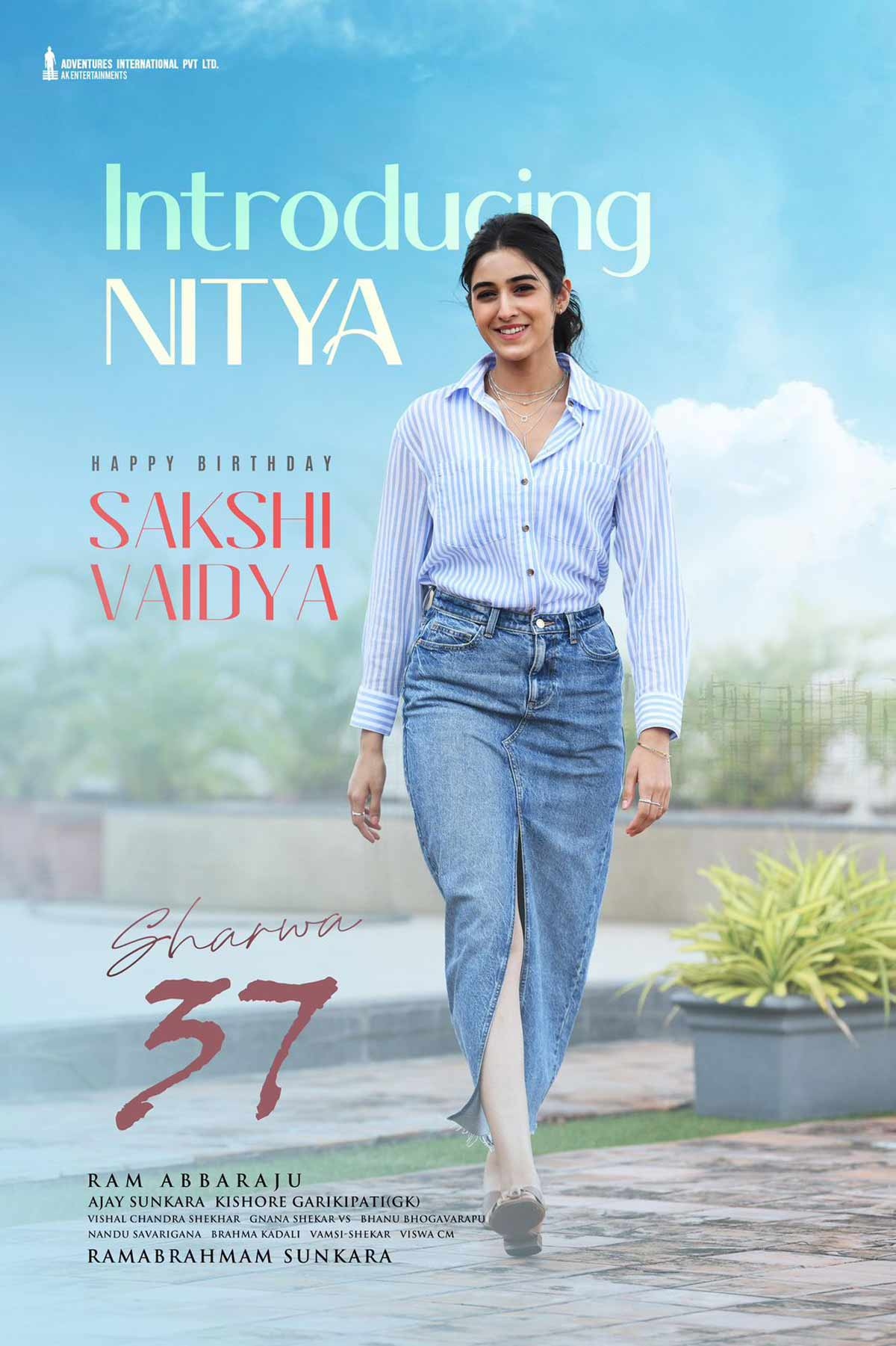 Sakshi Vaidya turns trendy as Nitya for Sharwa37