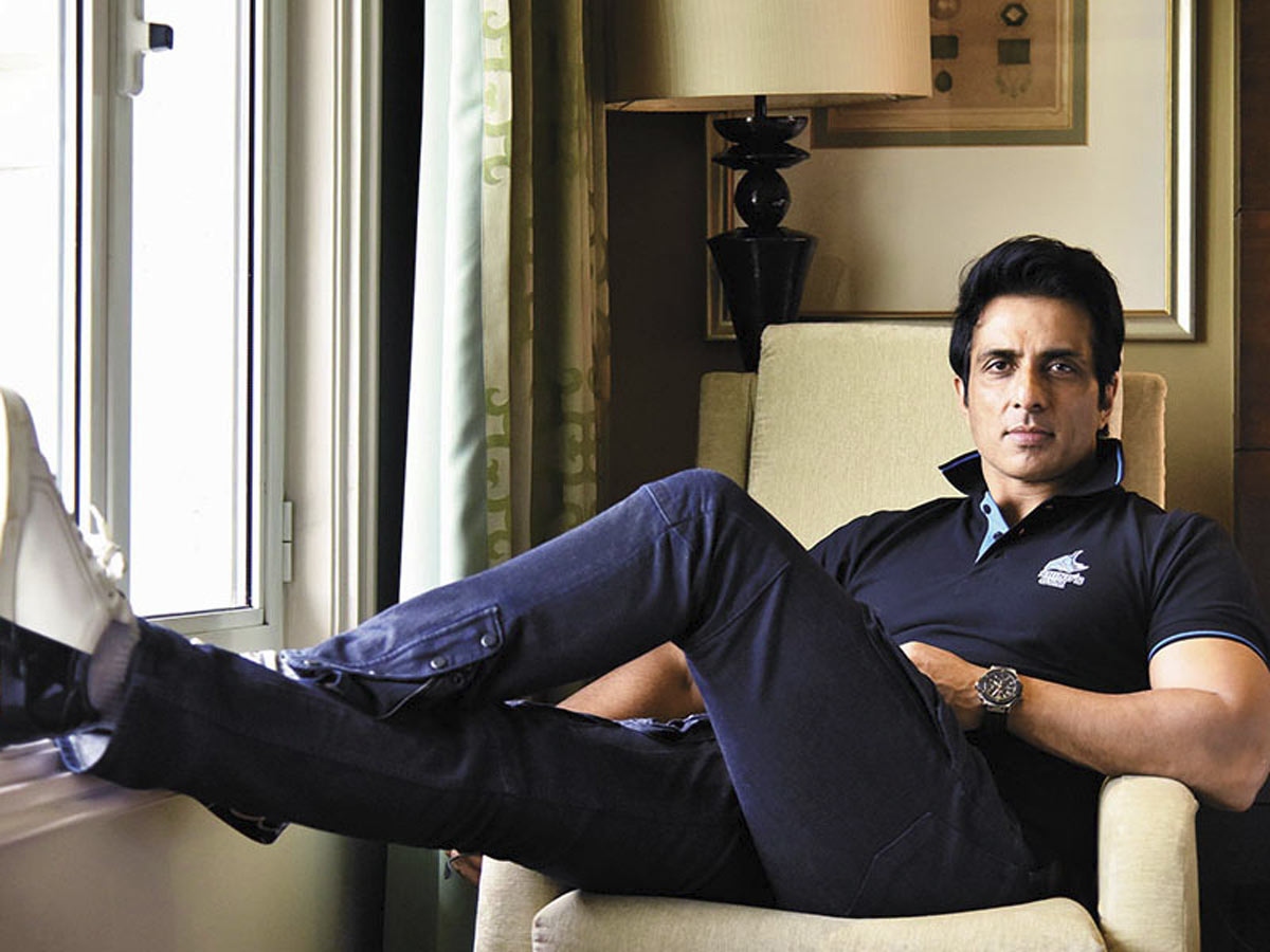 Sonu Sood to contest for Mumbai Mayors post?