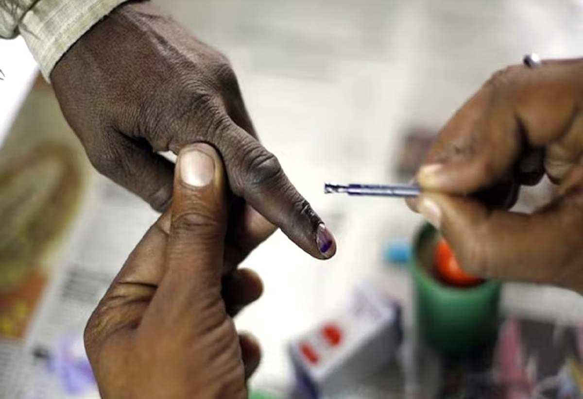 Voters in AP: ఏపీలో 4.14 కోట్ల మంది ఓటర్లు.. ఈ నియోజకవర్గాల్లో 100శాతం వెబ్ కాస్టింగ్..