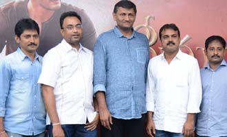 'Srimanthudu' team reveals reasons behind postponing the film