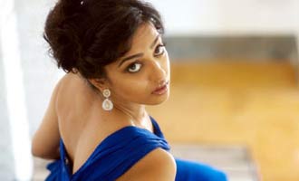 Balakrishna's heroine excited about International project