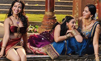 Anushka, Nitya Menon and Catherine Tresa in 'Rudhramadevi'