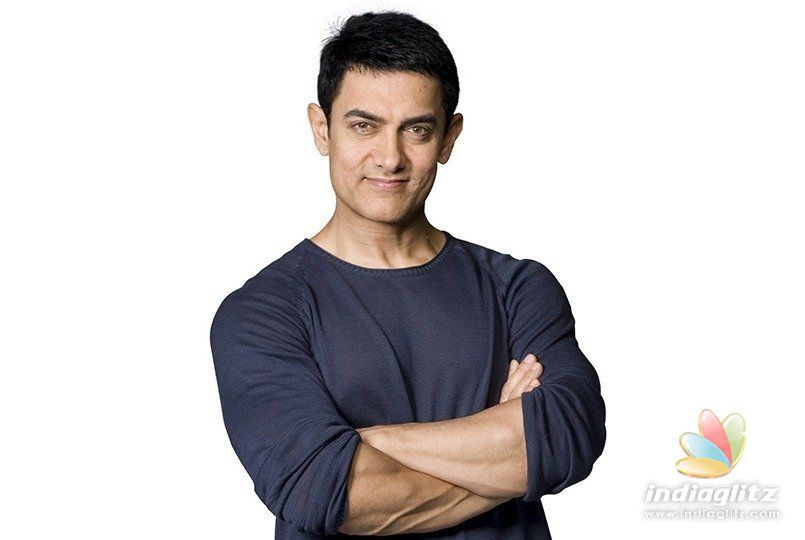 Aamir becomes comic character on sons birthday