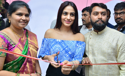 Aksha Launches Studio 11 Salon