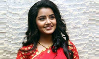 Anupama's tryst with 'war' in Prague