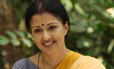 Gautami's sensational comments about Kamal