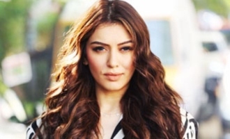Pic Talk: Hansika stuns in her zero-size look!