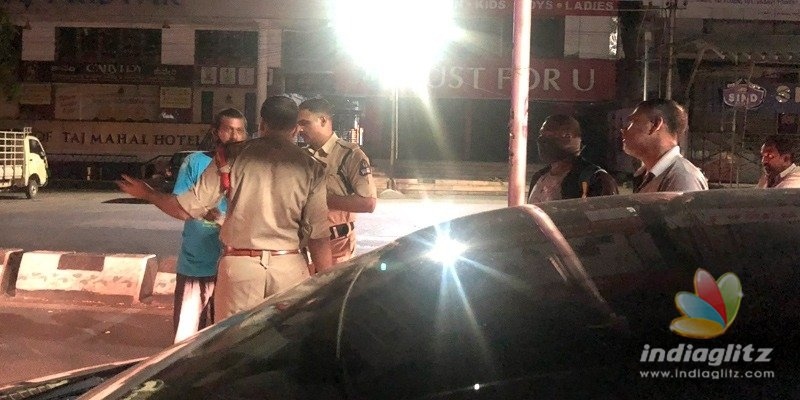 Hyderabad police misbehave with journalists in curfew hours