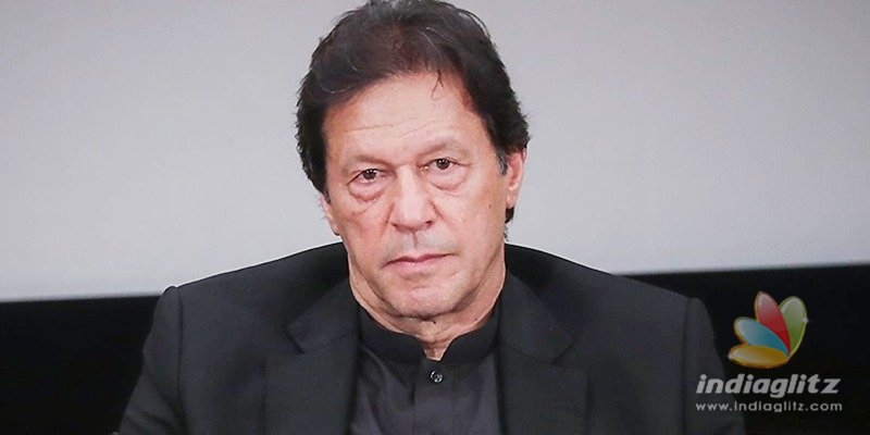 Imran Khan becomes a fool after fake anti-India post