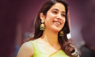 Janhvi Kapoor becomes centre of attraction!
