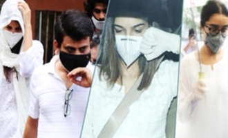 Shraddha Kapoor, Kriti Sanon, Rhea pay last respects to Sushant Singh