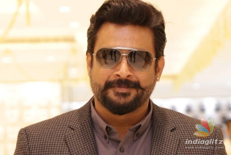 Madhavan signs up to do love story