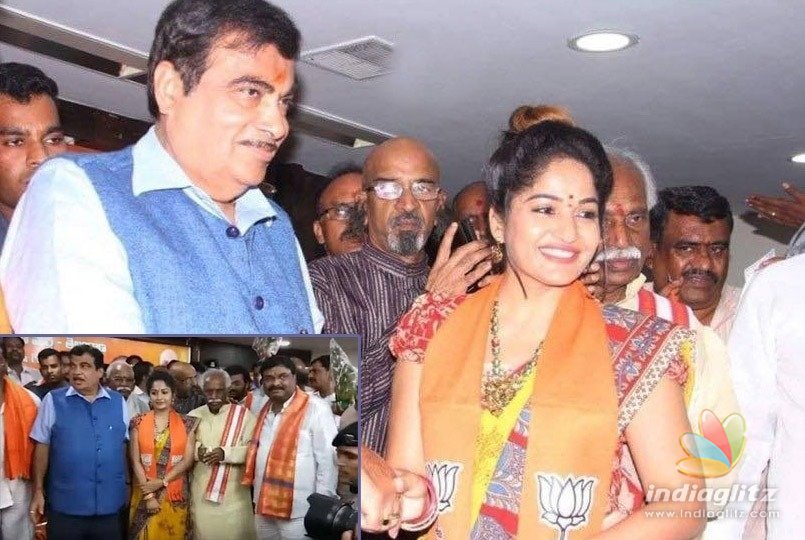 Madhavi Latha enters politics, gets saffronized!