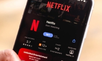 Netflix to end free password sharing in India