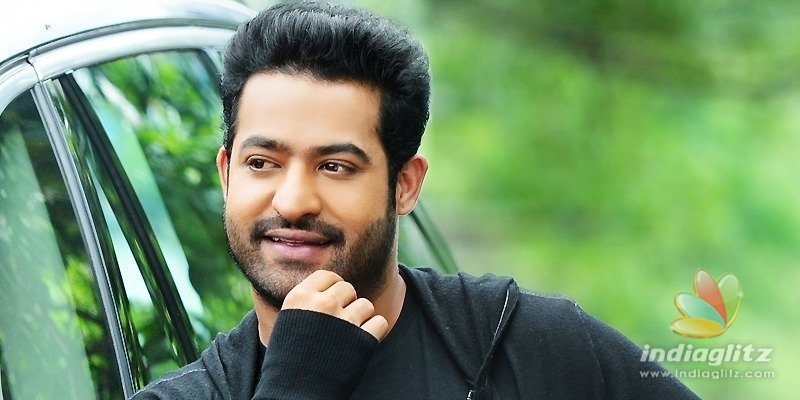 Excited onlookers capture NTR in cameras