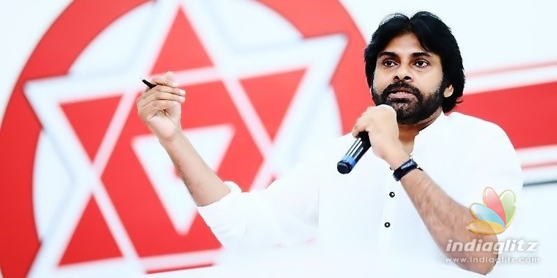 రాజధాని తరలిస్తే ఆత్మగౌరవ పోరాటమే - పవన్ కళ్యాణ్