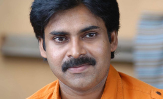 Confirmed : Pawan Kalyan to produce Ram Charan's movie