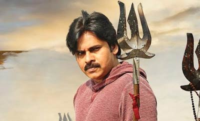 'Agnyaathavaasi' mania grows by the hour