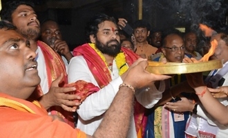 Pawan Kalyan visits Sri Vasavi Kanyaka Parameswari Temple at Penugonda