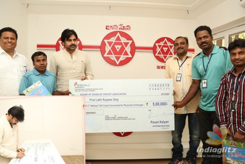 Pawan Kalyan donates to differently-abled cricketers