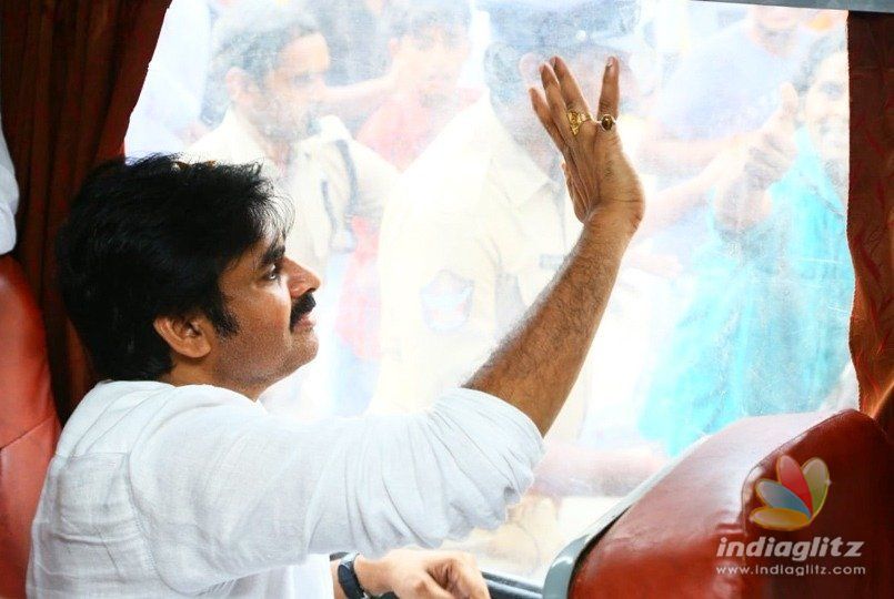 Visuals prove Pawans train yatra is enthusing his fans