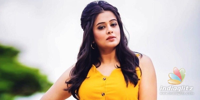 Priyamani plays Comrade Bharatakka in Viraata Parvam