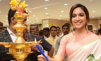 Ritu Varma Launches The Chennai Silks at Mehdipatnam