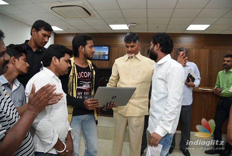 రూల్ పాటలను విడుదల చేసిన చంద్రబాబు నాయుడు