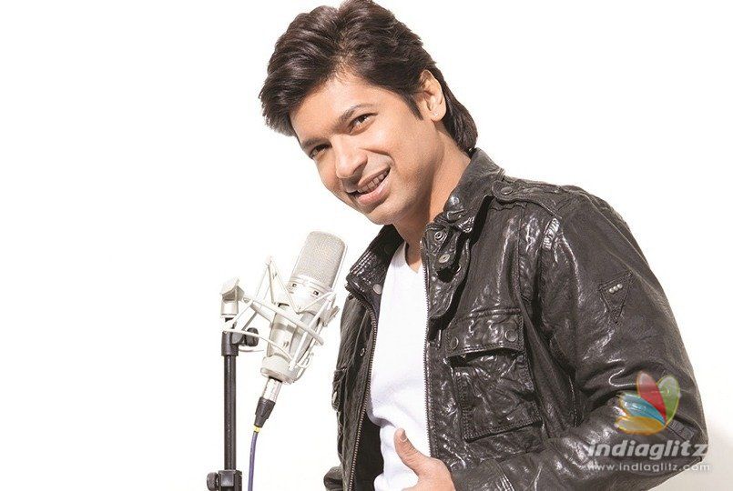 Was singer Shaan really stoned by spectators? Find out