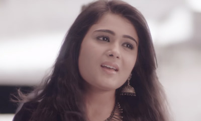 Shalini Pandey debuts with a soulful song