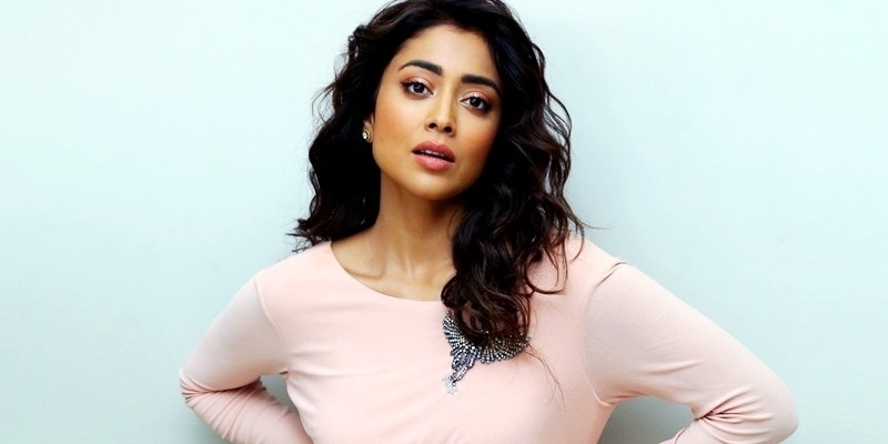 Shriya Saran's role in 'RRR' revealed - Telugu News - IndiaGlitz.com