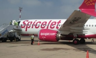 Delhi-Dubai SpiceJet flight lands in Karachi after 'technical snag'