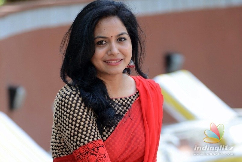 Singer Sunitha goes LIVE after marriage rumours, details here