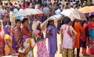 తెలంగాణలో పోలింగ్‌ బహిష్కరించిన పలు గ్రామాలు
